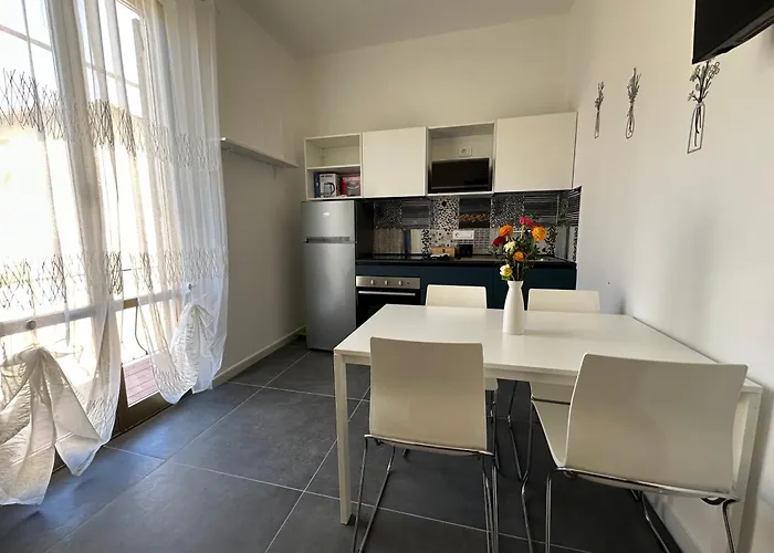 La Camelia Апартаменты